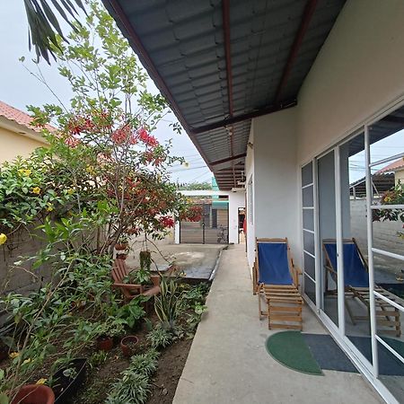 Monte Libano Suites Puerto López エクステリア 写真